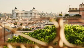 Eden, Roma