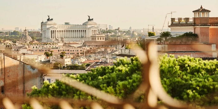 Eden, Roma